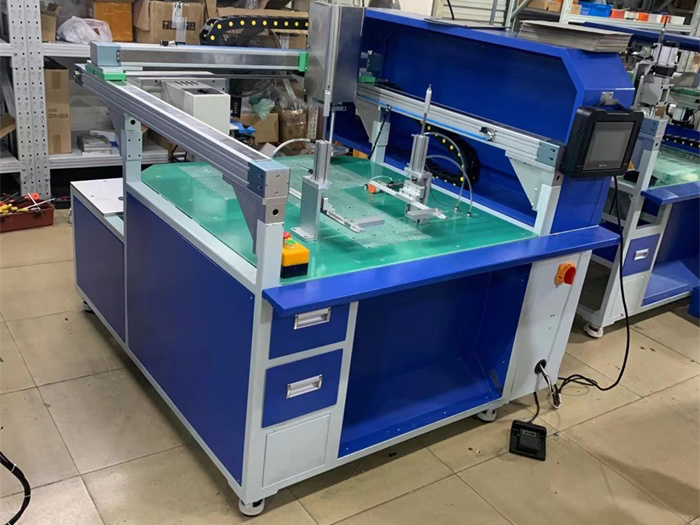 搬運(yùn)機(jī)械手設(shè)備