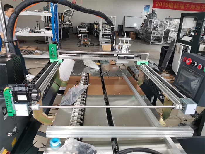 包裝噴膠設(shè)備